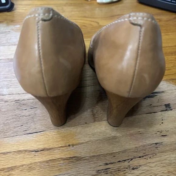 Clark's Women's‎ Indigo Purity Snow Wedge Leather Size 11 M Tan Brown EUC - Picture 3 of 10